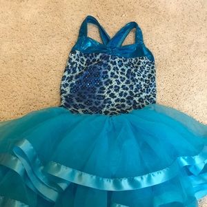 Cute girls tutu costume!